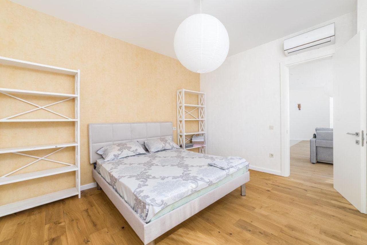 Gagarin Plaza Design Apartment 오데사 외부 사진